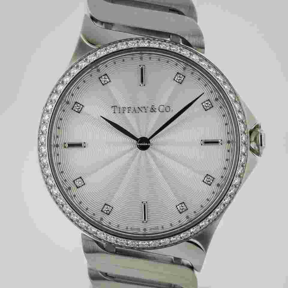 Tiffany
Metro 2-Hand 28mm Ref 60874875 Ladies St Steel Diamond Dial and Bezel 2020