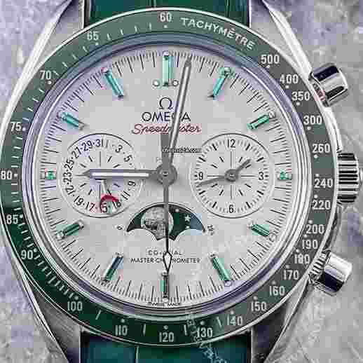 Omega Speedmaster Moonphase
Moonwatch Moonphase 44.25mm Chronograph Platinum Ref#30493445299003