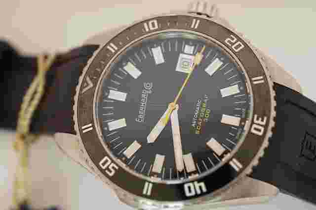 Eberhard & Co. Scafograf 300
                           
                                 41034 CU