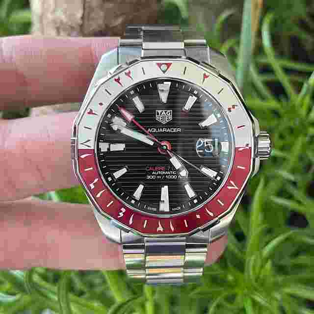 TAG Heuer Aquaracer 300M
                           
                                 GMT 'Qatar' Edition