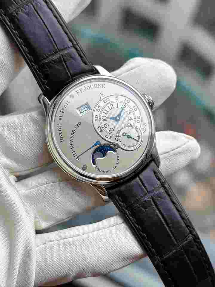 F.P.Journe Octa
                           
                                 Lune Platinum 38mm Brass Movement Unique Patina Dial BOX PAPERS Extract From Archives