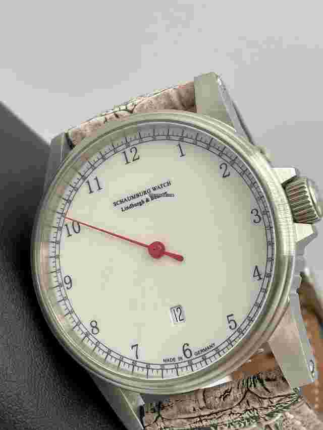 Schaumburg
                           
                                 Gnomonik 1 Red Hand 42mm Lindburgh & Benson Swiss Automatic