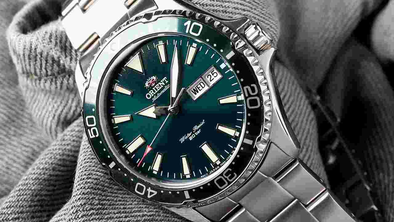 Orient Kamasu
                           
                                 RA-AA0004E Kamasu GREEN divers watch automatic men's watch sapphire glass stainless