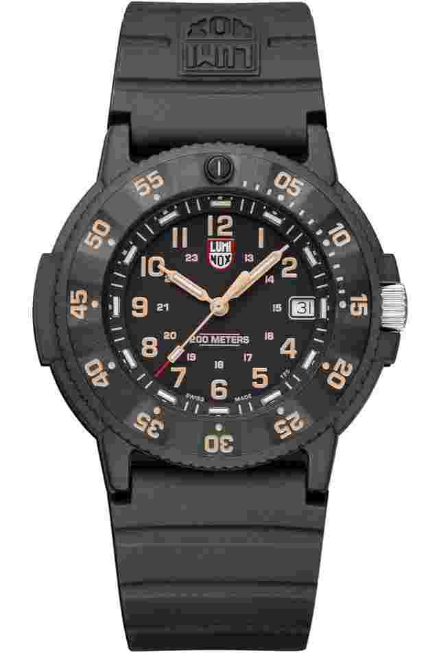 Luminox Original Navy Seal
Evo XS.3001.EVO.OR Carbonox Black Dial 43mm Rubber Men's Watch