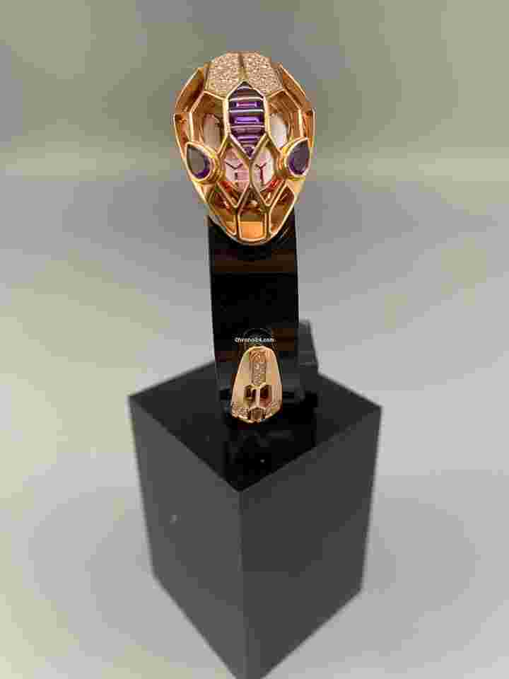 Bulgari Serpenti
                           
                                 Misteriosi Secret