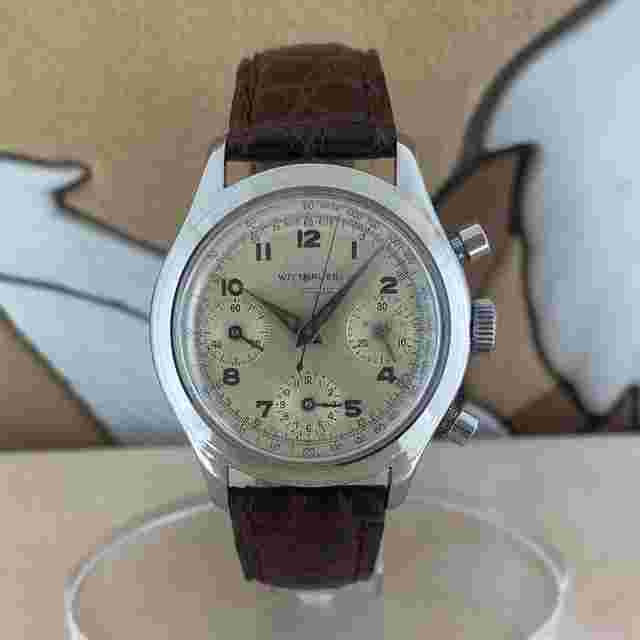 Wittnauer
                           
                                 Chronograph Valjoux 72
