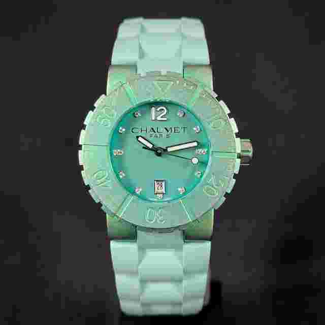 Chaumet Class One Titane Deep Quartz Diamond Green Titanium Caoutchouc Box & Papers