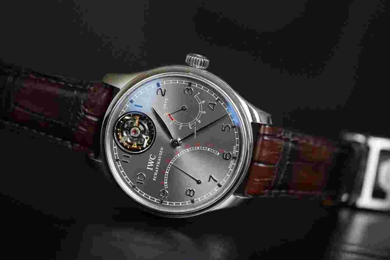 IWC Portuguese Tourbillon
                           
                                 Mystere Retrograde IW504401