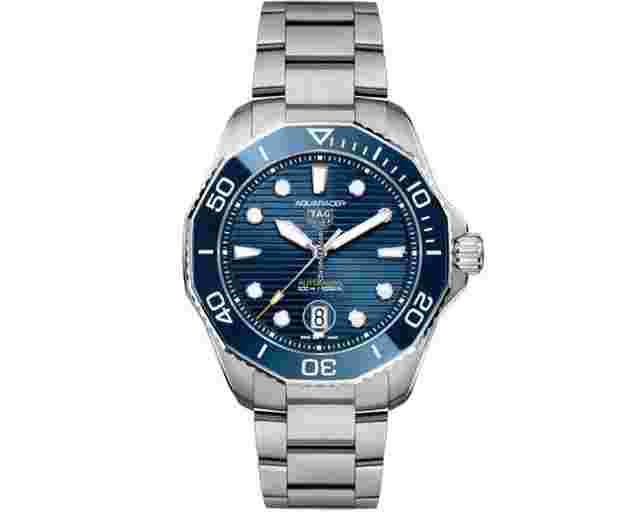 TAG Heuer Aquaracer 300M
                           
                                 Professional 300 43mm