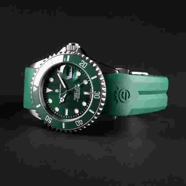 Steinhart Ocean 1
                           
                                 One Double-GREEN Ceramic premium Men's Diver Watch Green Dial Green Silicone Strap