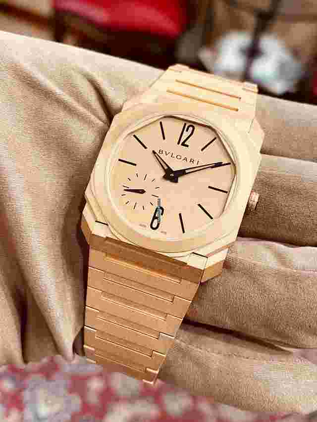 Bulgari Octo
                           
                                 Finissimo Pink gold