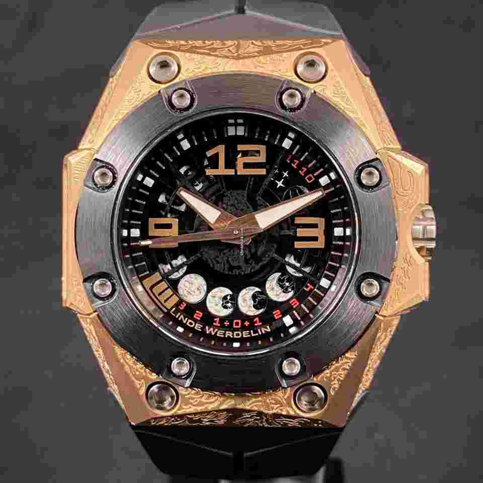 Linde Werdelin Oktopus Moon
                           
                                 Tattoo 18K Rose Gold Moonphase Limited Edition 59pc Box & Papers OKT.11.MGTT
