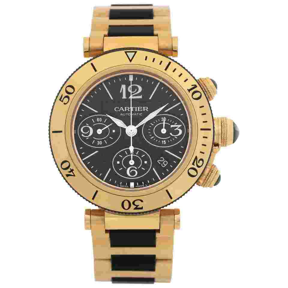Cartier Pasha Seatimer
Chrono W301970M 18k 42mm watch