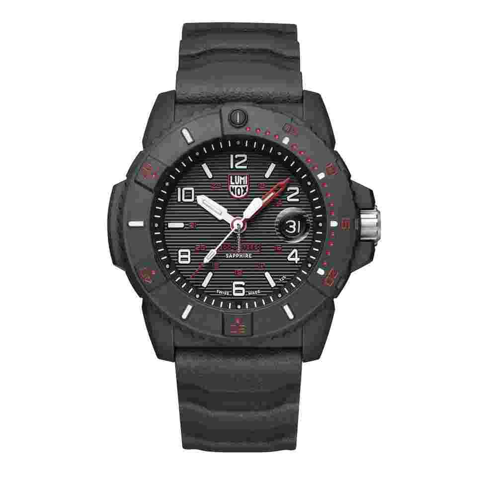 Luminox
Navy Seal XS.3615 Carbonox 45mm Black Rubber Swiss Quartz Men's Watch