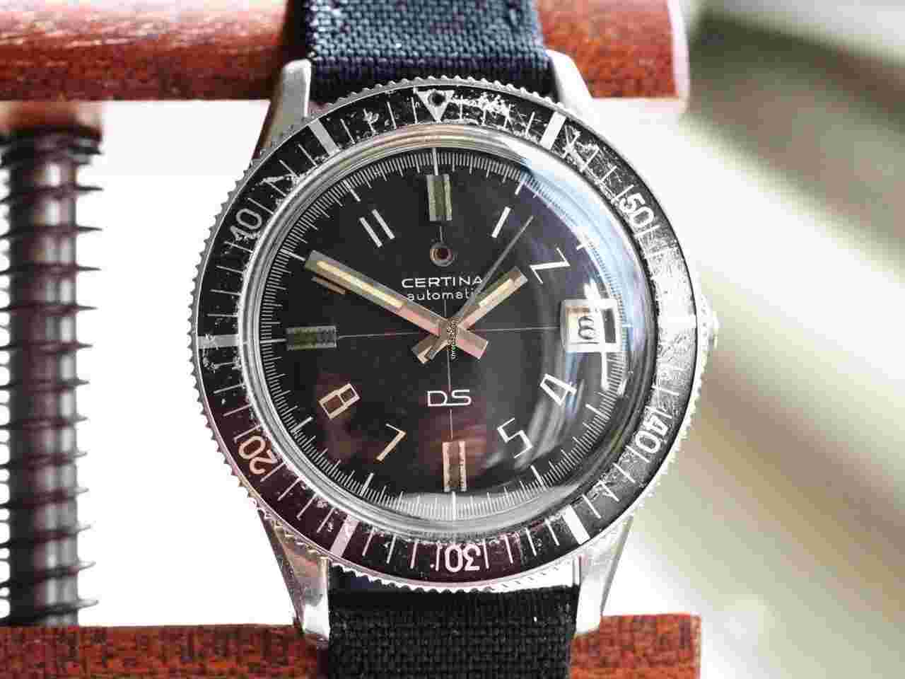 Certina DS
                           
                                 Automatic Red Crosshair Diver 5801 113