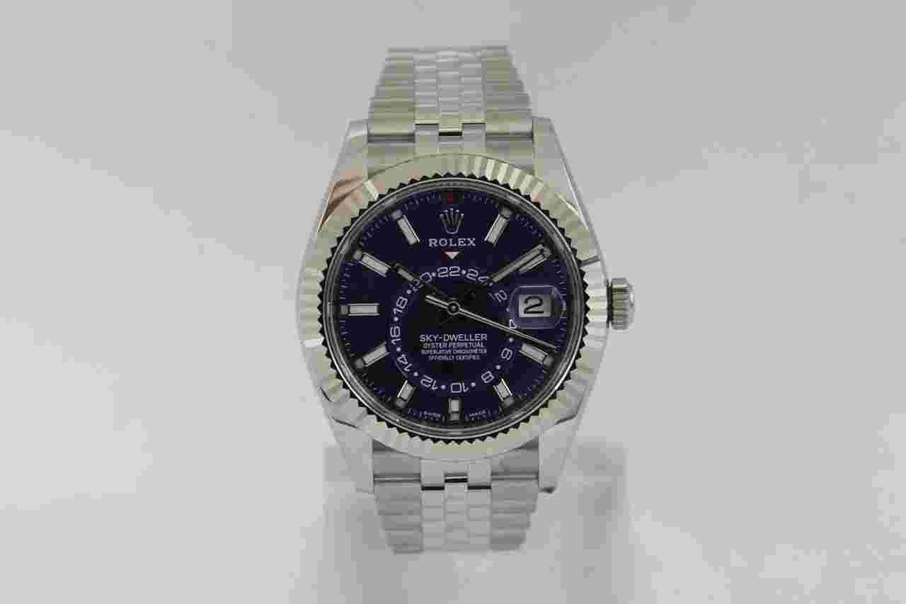 Rolex Sky-Dweller
                           
                                 OMAN ref. 326934 Box & Paper Full Set New Stickers Blue Dial Year 12/2021
