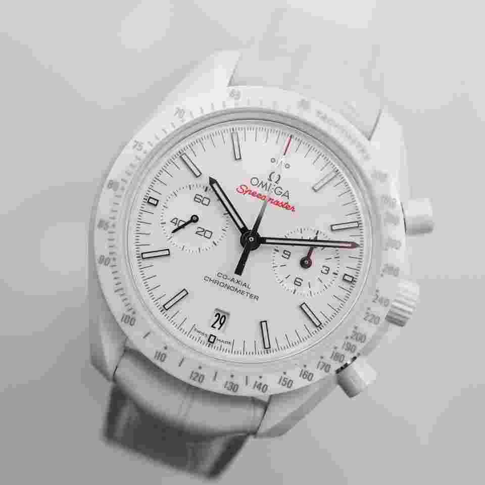 Omega Speedmaster
Co-Axial Chronograph White Side Of The Moon