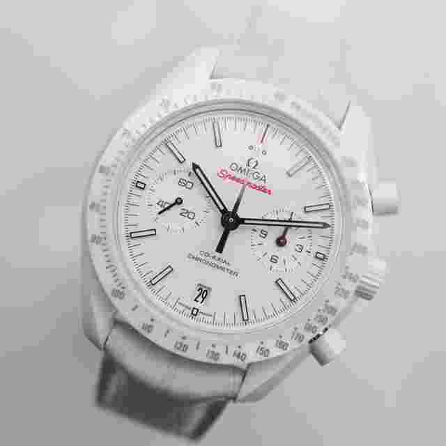 Omega Speedmaster
                           
                                 Co-Axial Chronograph White Side Of The Moon