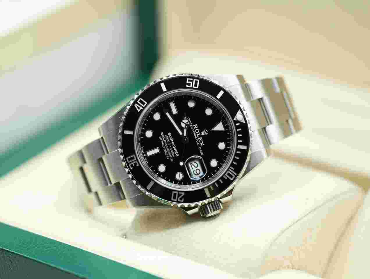 Rolex Submariner Date
2024 Submariner Date 41mm Unworn Box And Papers 126610LN