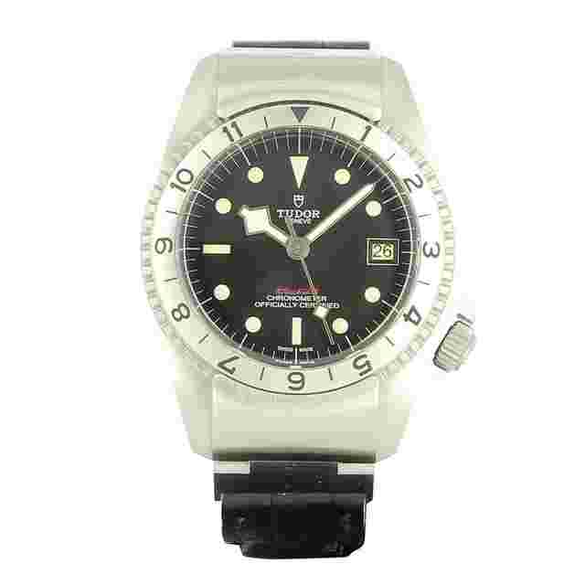 Tudor Black Bay
                           
                                 P01