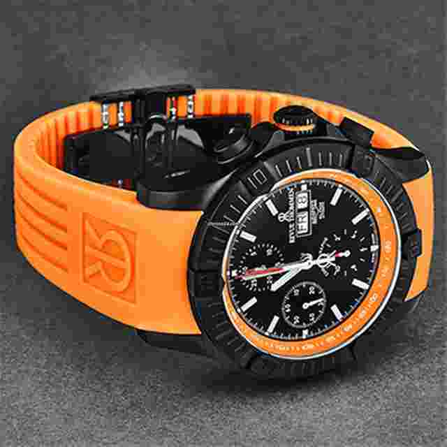 Revue Thommen Airspeed - X Large
                           
                                 Air speed 16071.6679