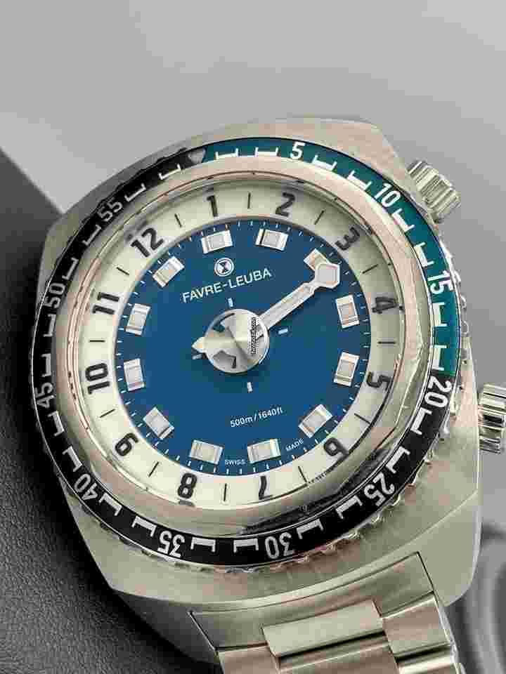 Favre-Leuba
Raider Harpoon Swiss Automatic 500m Diver 46mm Blue Dial Bracelet