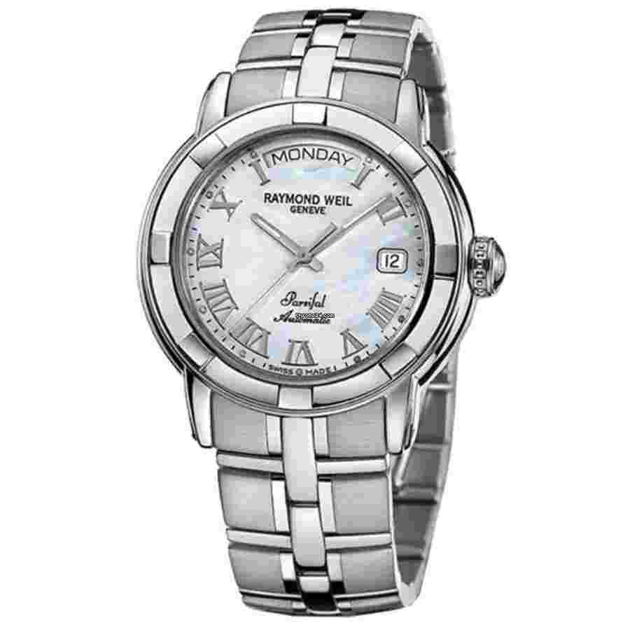 Raymond Weil Parsifal
                           
                                 Day-Date Automatic Côtes de Genève Mother-of-Pearl Roman Dial Skeleton Back 40mm