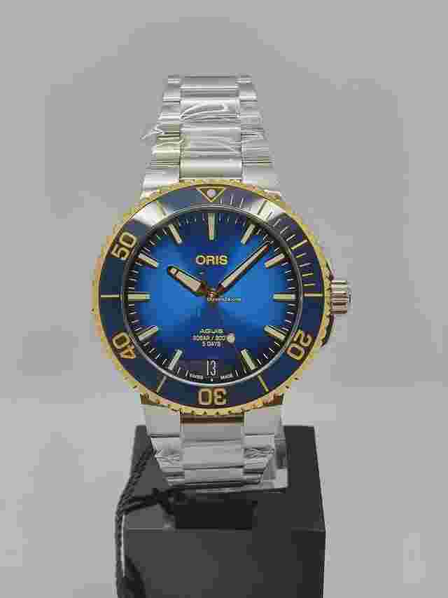 Oris Aquis Date
                           
                                 Calibre 400