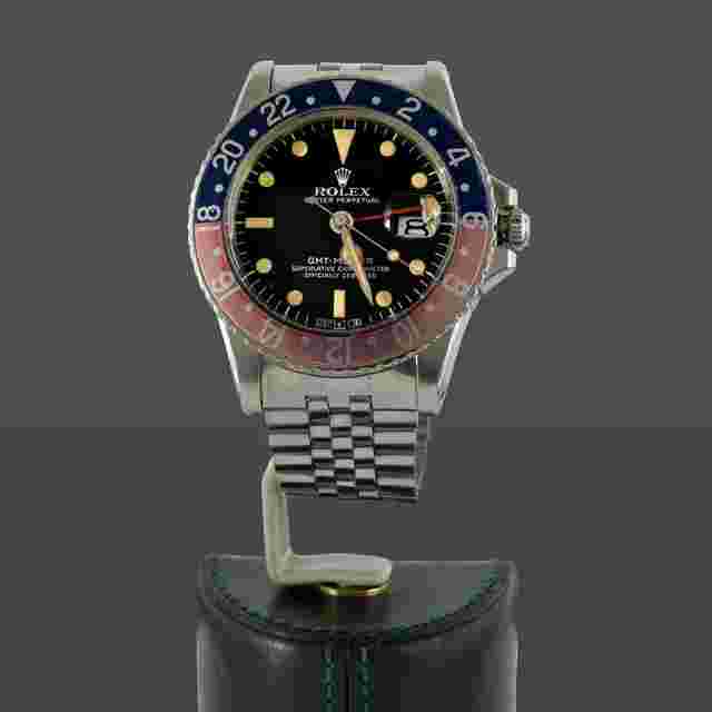 Rolex GMT-Master
                           
                                 1675 beatiful patina