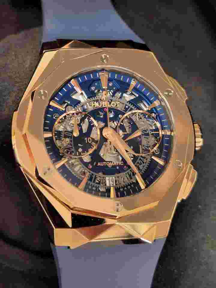 Hublot Classic Fusion Aerofusion
                           
                                 Orlinski Limited Edition NEW UNWORN 525.OX.5180.RX.ORL21