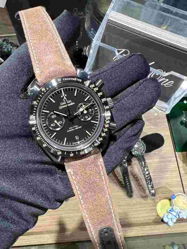 Omega Speedmaster
                           
                                 basel one Speedmaster Dark Side Of The Moon vintage black international warranty