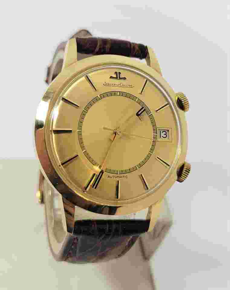 Jaeger-LeCoultre Memovox
Vintage 18k Automatic MEMOVOX Alarm Watch Cal.825 RARE SERVICED