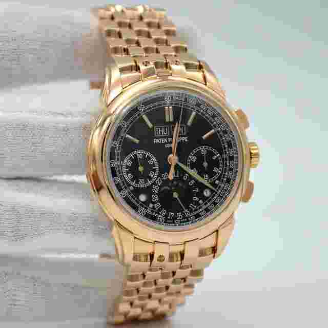 Patek Philippe Perpetual Calendar Chronograph
                           
                                 warranty dated (November 2021)