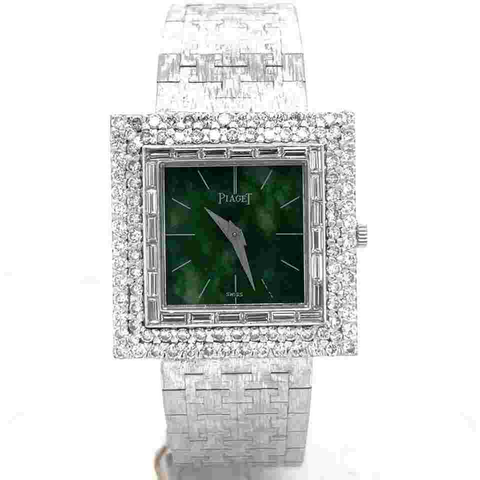 Piaget
Vintage Hand Wind 18k White Gold Factory Diamond Bezel Green Dial 9209A67