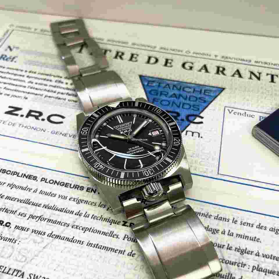 ZRC
                           
                                 Grands Fonds 38 Héritage Date.