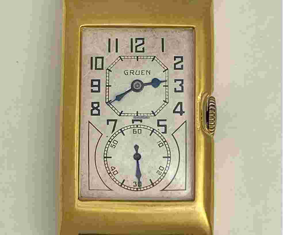 Gruen Curvex
                           
                                 Doctors Medical Duo-Dial TechnoQuadron Movement Cal.877S Rolex300 Curvex Gold Capped Swiss