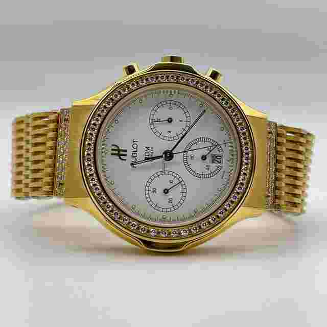 Hublot Classic
                           
                                 Mdm Chronograph Diamond Bezel