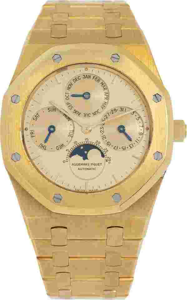 Audemars Piguet Royal Oak Perpetual Calendar
25654BA.00.0944BA.01 18k 39mm watch