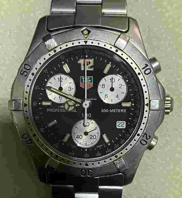 TAG Heuer 2000
                           
                                 Professional 2000 Chronograph