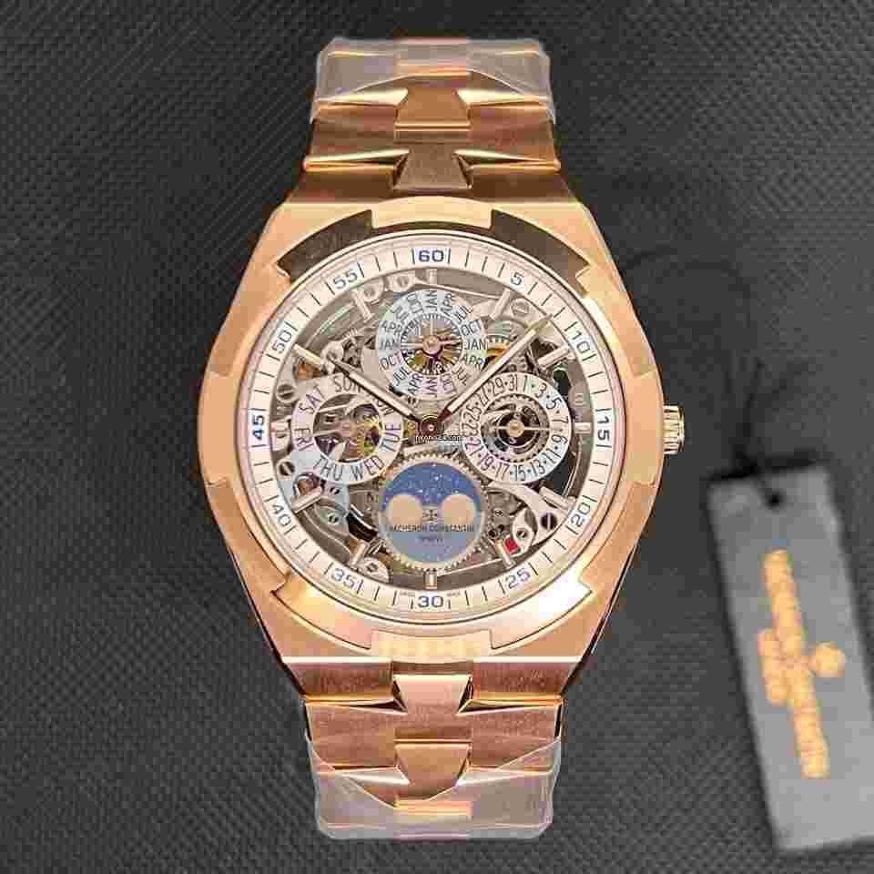 Vacheron Constantin Overseas
Perpetual Calendar Ultra-thin Skeleton 41mm New 2024 4300v/120r-b547
