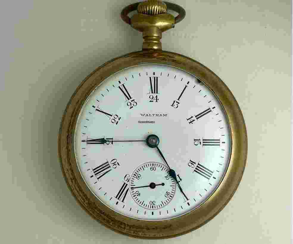 Waltham
                           
                                 Railroad Military Gold Capped SafetyPinion 24Hours Porcelain Dial Screw Down Back