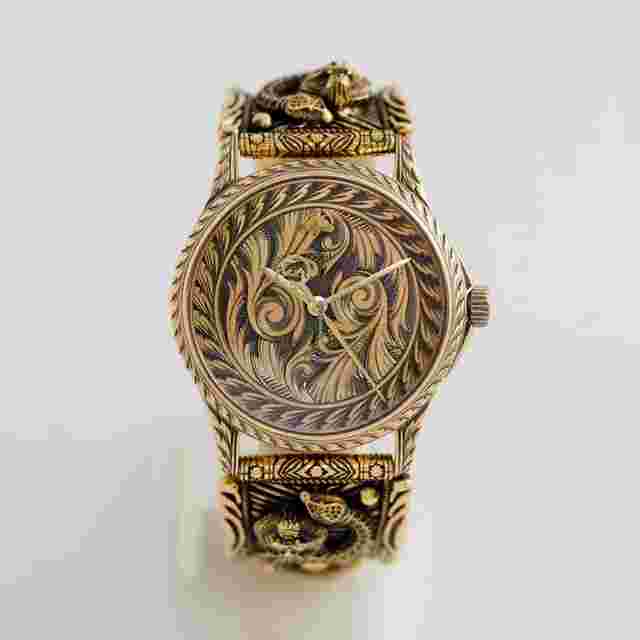 Gucci
                           
                                 126.4 Handmade carving