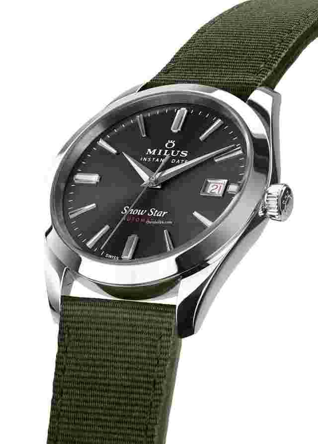 Milus
                           
                                 Snow Star - Night Black - ETA2892 TOP - Including EU VAT - Textile-Leather Strap