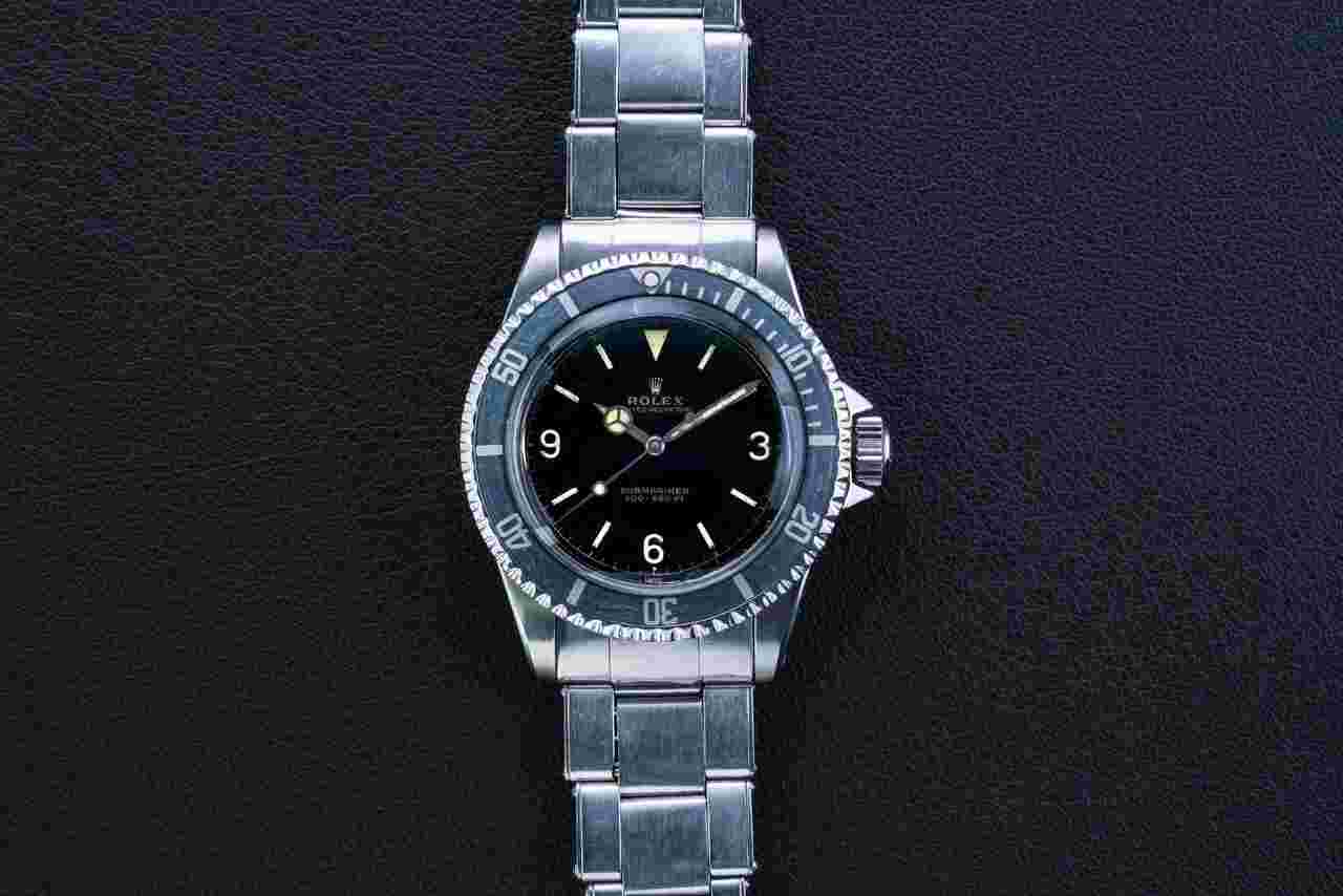 Rolex Submariner (No Date)
Vintage “5512 Explorer-Dial” Submariner
