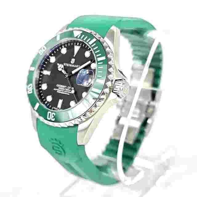 Steinhart Ocean 1
                           
                                 39 GREEN Ceramic Automatic Green Silicone / Black Dial 103-1044
