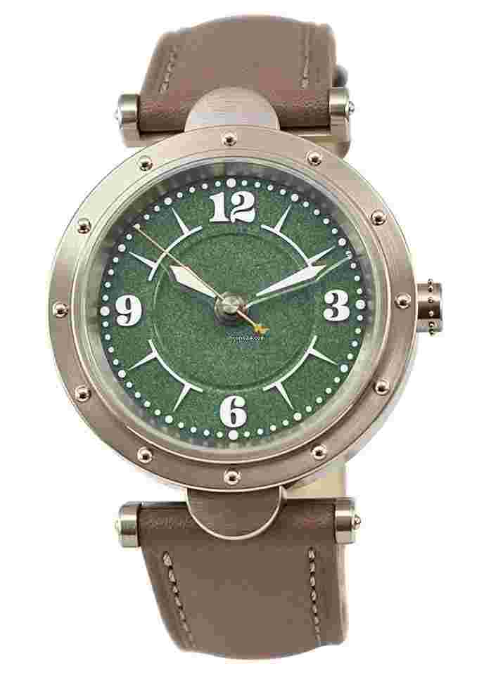 Vianney Halter
Classic Liberty in Titanium Limited Edition of 12 Pieces Made Exclusively for Rostovsky Watches