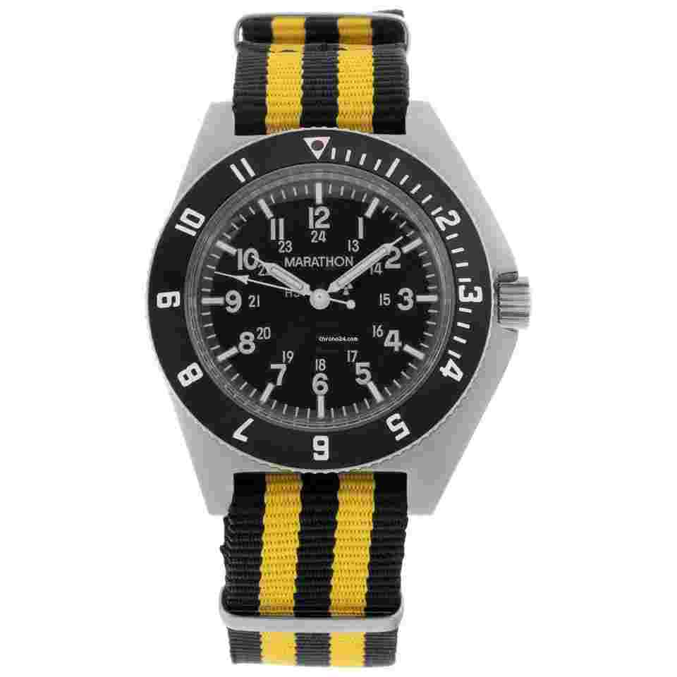Gallet
Marathon Navigator 6645-01-150-8115-211 Fiber 38mm watch
