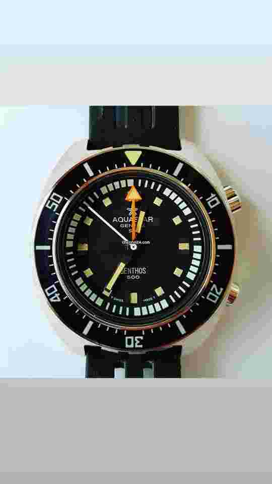 Aquastar
                           
                                 BENTHOS 500 LIKE NEW