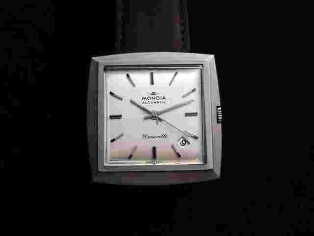 Mondia
                           
                                 Deauville Vintage Automatic Men's Swiss Watch 70's