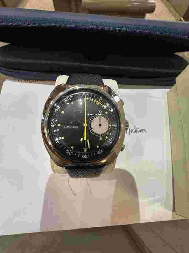 Longines
8225